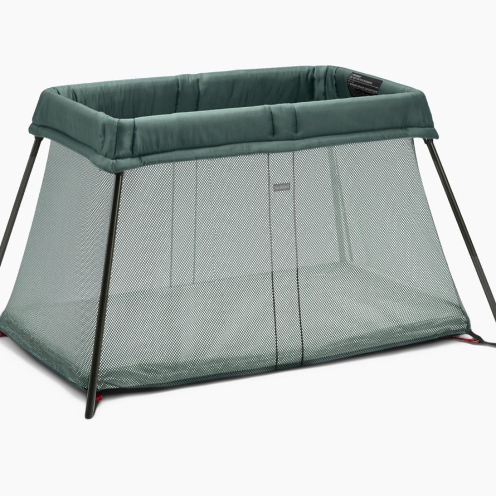 BabyBjorn Travel Crib Light